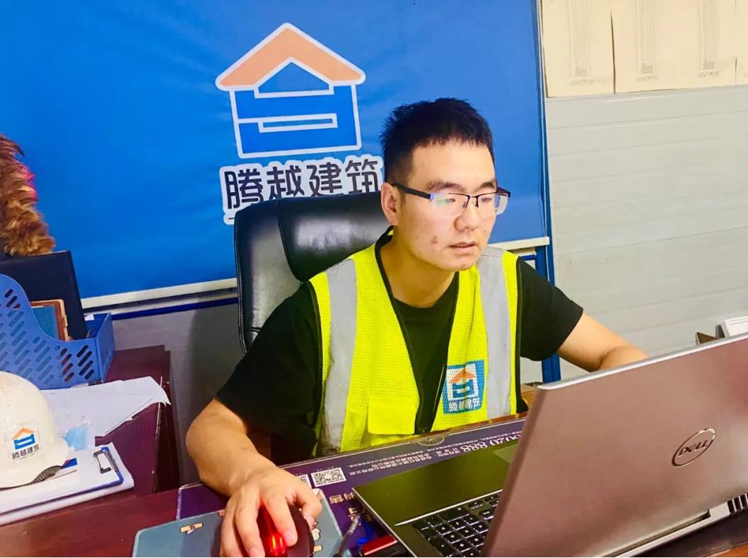 先鋒人物|擇一事、專(zhuān)一業(yè)的工地“超級(jí)鐵人”